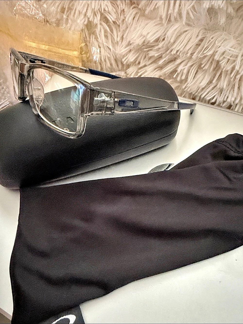 Oakley Rectangular Frame Glasses in Gray & Blue Air Drop with original case and